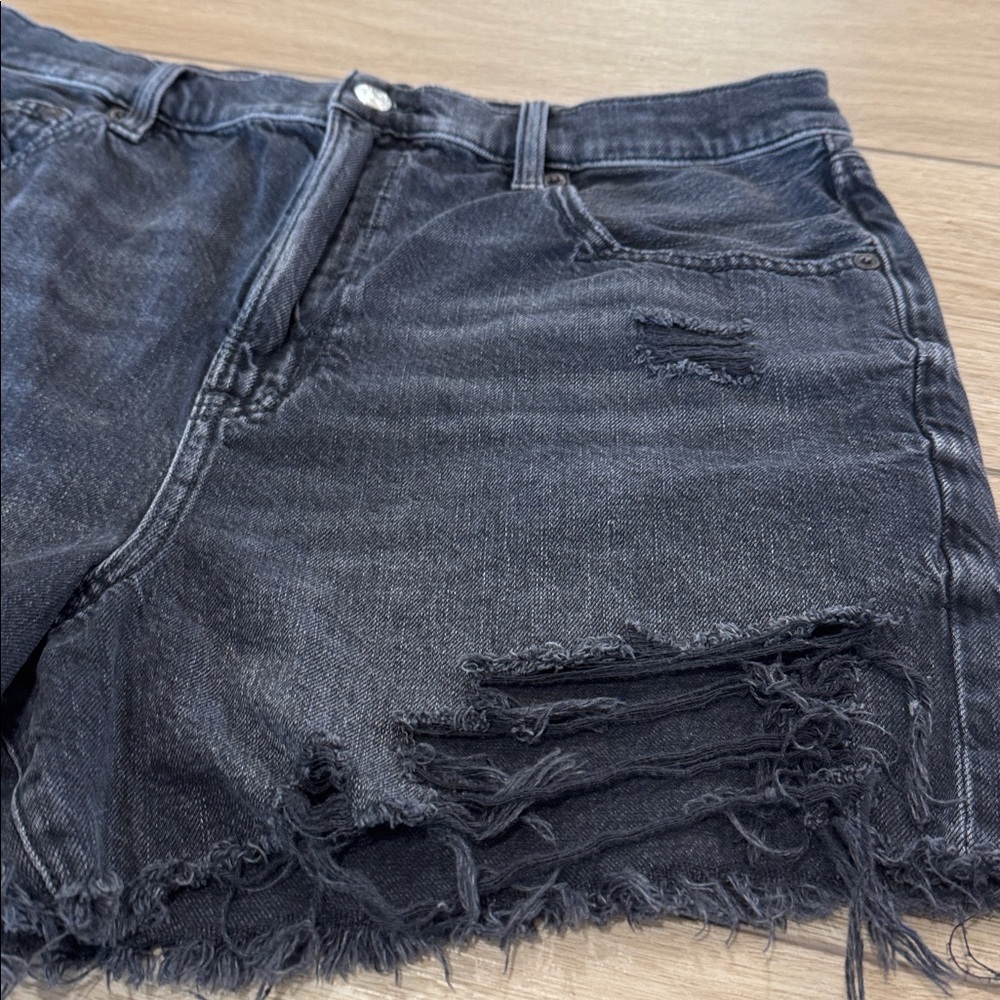 American Eagle Stretch Black Distressed High Waisted Shorts Size 14|Punk Grunge - Picture 2 of 9